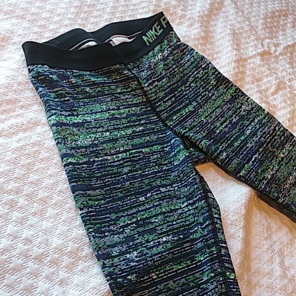 Nike pro leggings